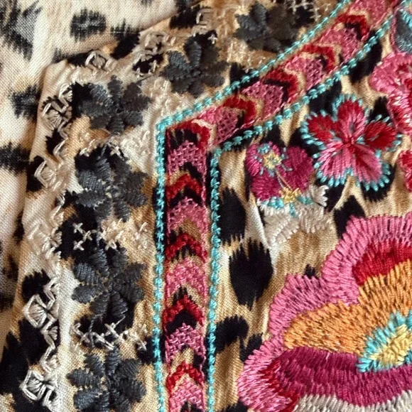 Savanna Jane Multicolor Embroidered Leopard Blouse - Picture 6 of 8